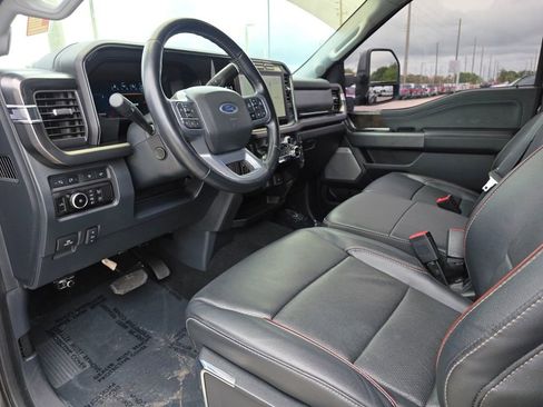 Used 2023 Ford F350 Lariat AWD/4WD image 27
