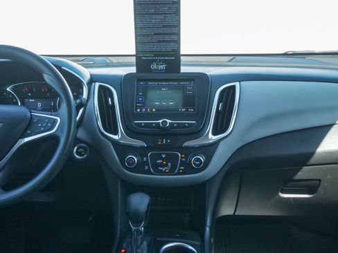 Used 2022 Chevrolet Equinox LT w/ LPO, Floor Liner Package FWD image 12