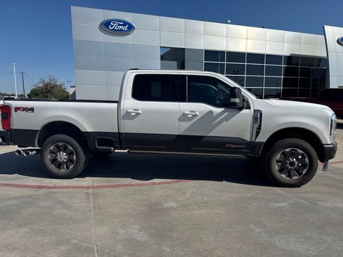 Used 2024 Ford F250 King Ranch AWD/4WD image 2