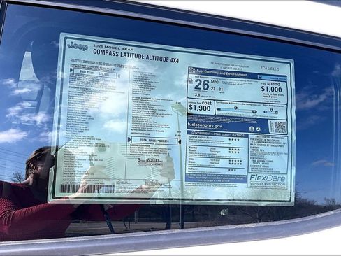 New 2026 Jeep Compass Latitude image 13