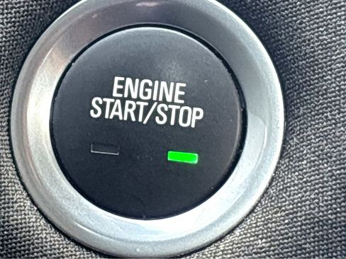Used 2025 Chevrolet Malibu LT FWD image 6