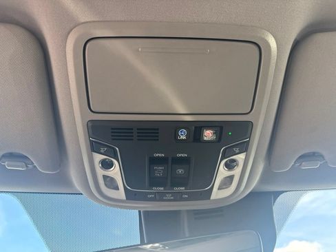 Used 2019 Honda Pilot Elite image 21