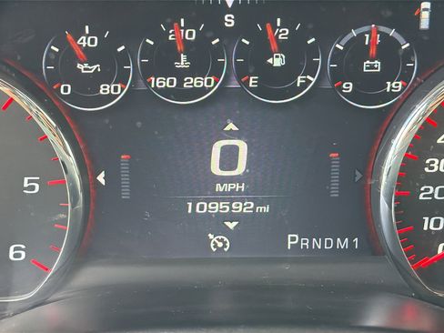 Used 2015 GMC Sierra 2500 Denali AWD/4WD image 3