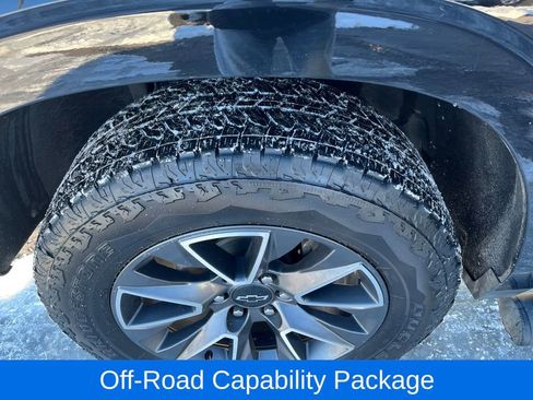 Used 2021 Chevrolet Tahoe Z71 w/ Z71 Off-Road Package image 25