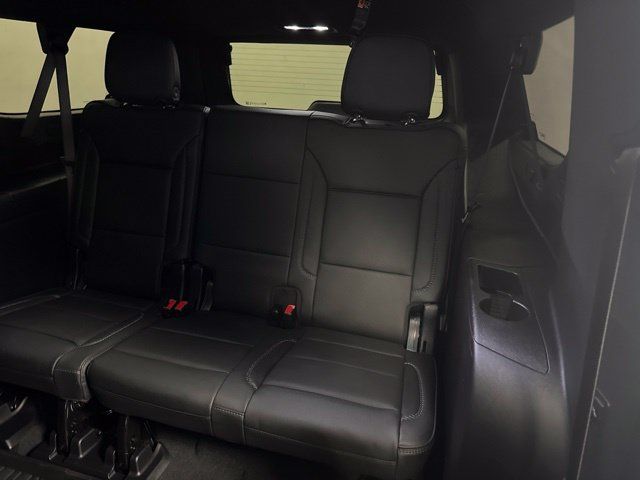 Used 2025 GMC Yukon XL Denali w/ Denali Reserve Package AWD/4WD image 28