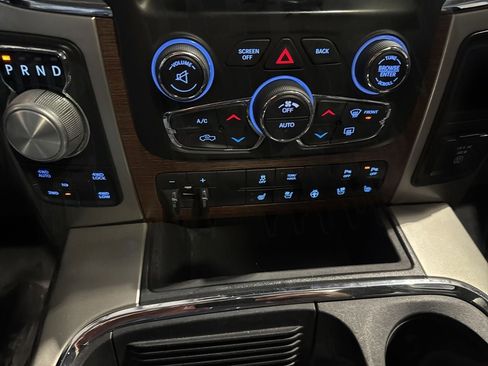 Used 2018 RAM 1500 Laramie w/ Convenience Group image 25