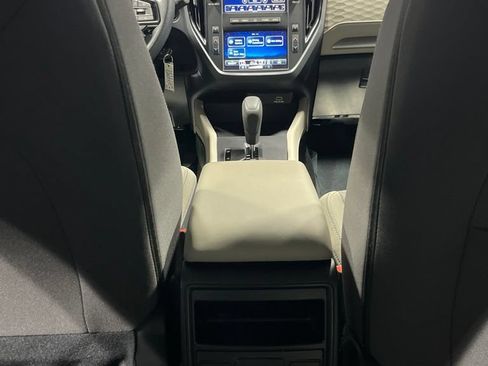 Certified 2025 Subaru Forester AWD/4WD image 35