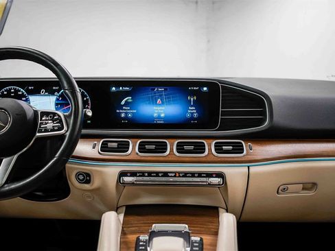 Used 2022 Mercedes-Benz GLE 450 4MATIC image 13