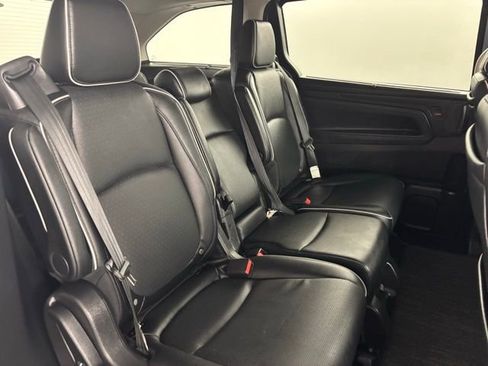 Used 2025 Honda Odyssey Elite image 17