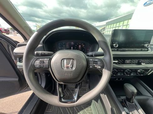 Used 2025 Honda Accord SE image 24