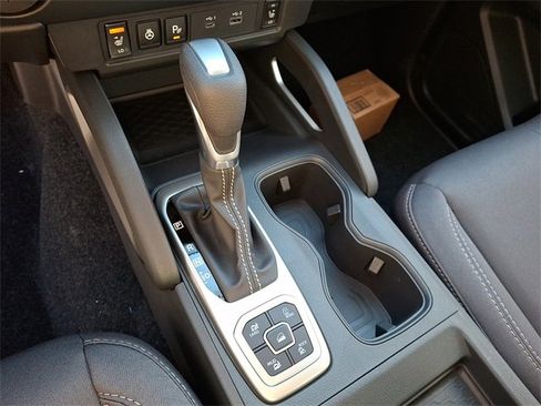 New 2026 Nissan Frontier SV w/ SV Convenience Package image 6