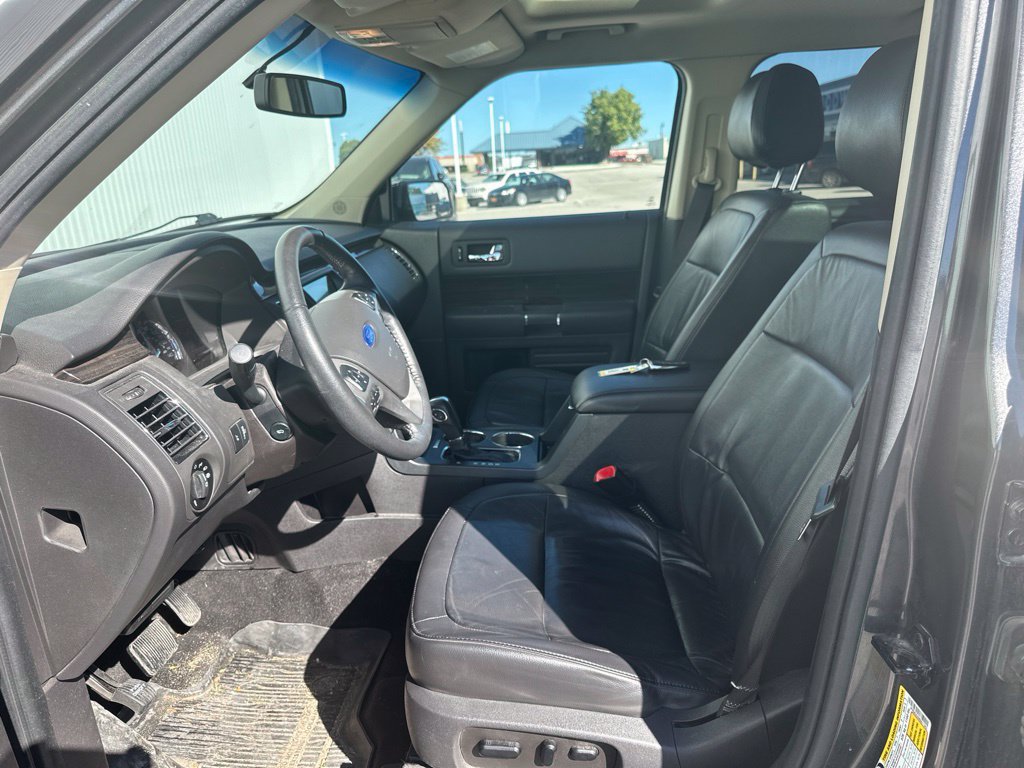 Used 2019 Ford Flex SEL w/ Equipment Group 202A FWD image 14