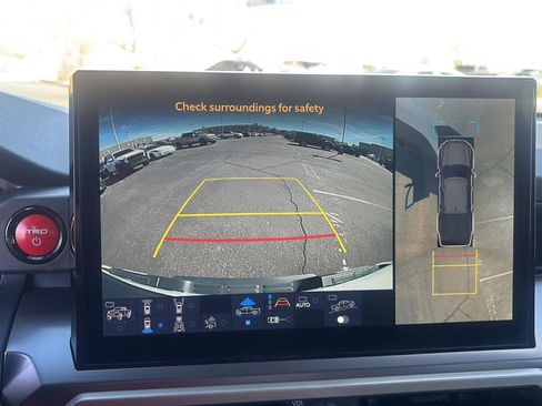 Used 2024 Toyota Tacoma TRD Off-Road w/ TRD Off Road Premium Package image 16