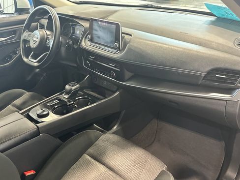 Used 2024 Nissan Rogue SV AWD/4WD image 34