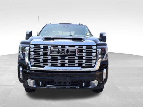 Used 2024 GMC Sierra 3500 Denali w/ Denali Reserve Package AWD/4WD image 9