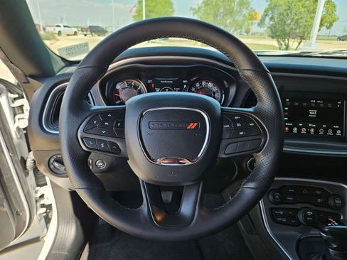 Certified 2022 Dodge Challenger SXT w/ Blacktop Package image 17