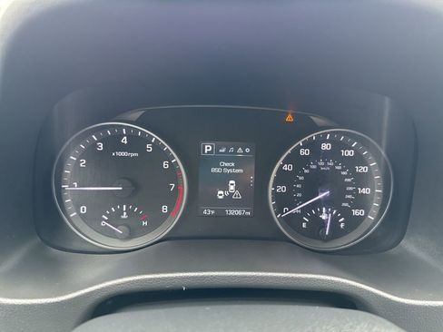 Used 2018 Hyundai Elantra SEL image 19