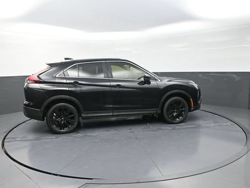 Used 2023 Mitsubishi Eclipse Cross LE AWD/4WD image 34