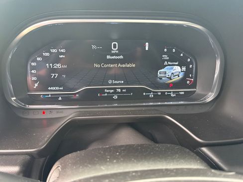 Used 2024 GMC Yukon AT4 w/ Technology Package image 22