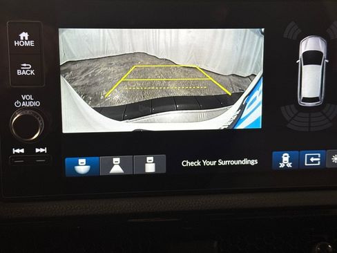 Used 2026 Honda CR-V Sport Touring image 18