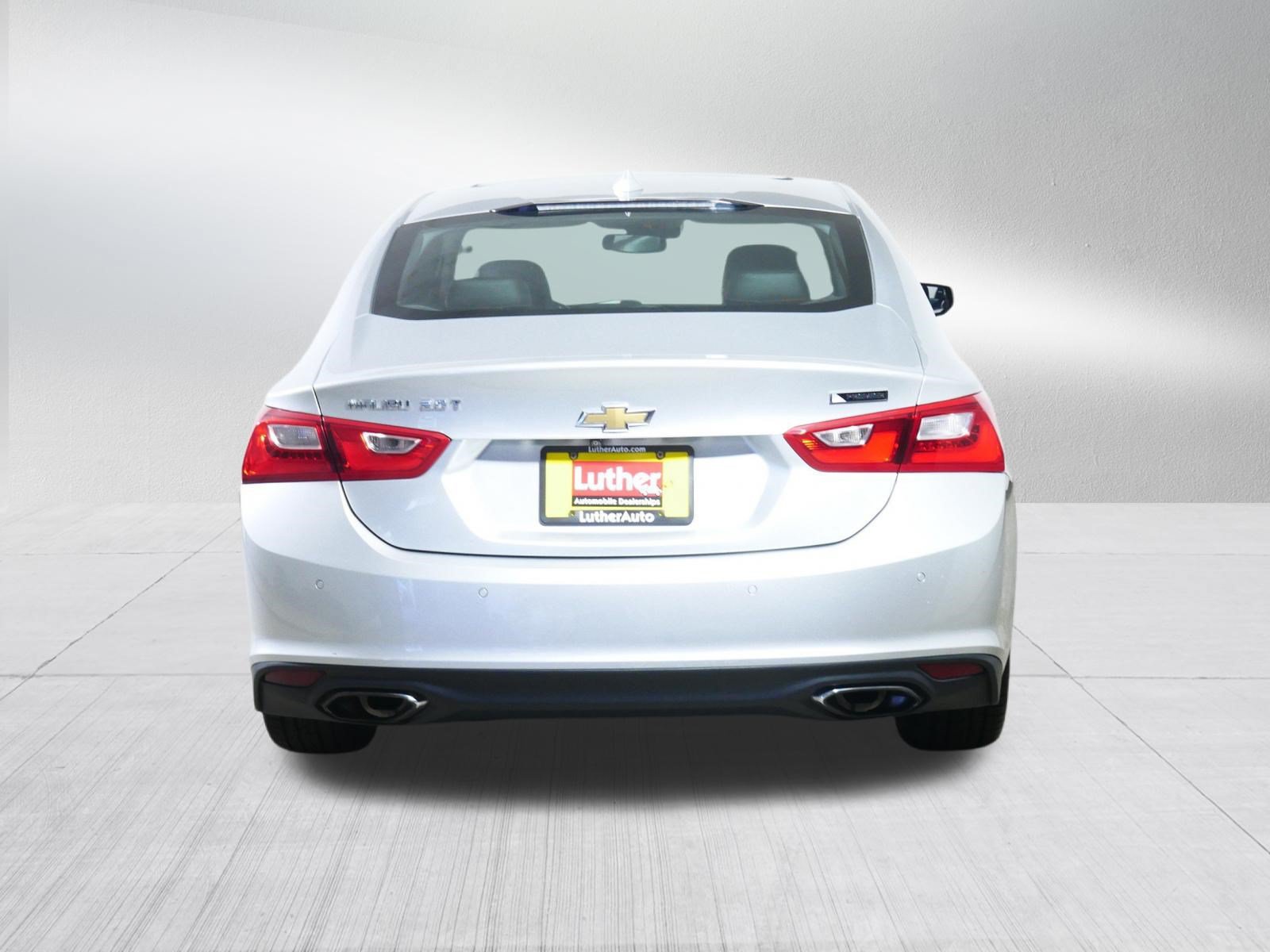 Used 2016 Chevrolet Malibu Premier w/ Driver Confidence Package FWD image 6