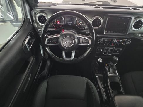 Used 2022 Jeep Gladiator Overland AWD/4WD image 30