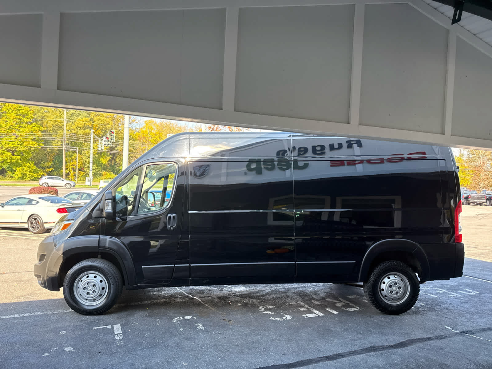 Used 2023 RAM ProMaster 2500 FWD image 7