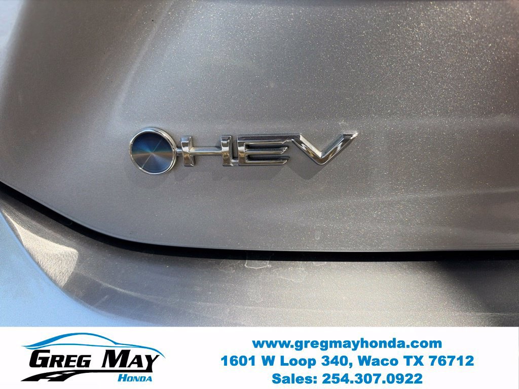 Used 2025 Toyota Camry LE FWD image 17
