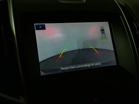 Used 2020 Ford Edge SE FWD image 28