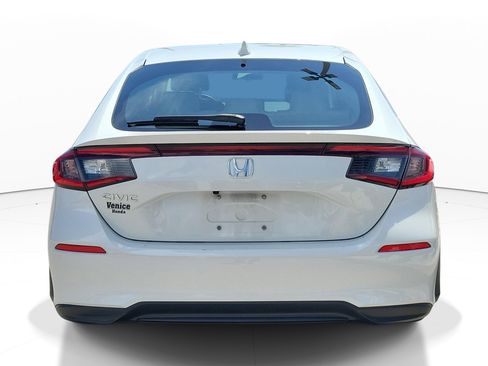 Certified 2024 Honda Civic EX-L image 5