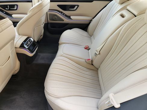 Used 2023 Mercedes-Benz S 500 4MATIC image 32