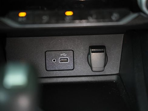 Used 2020 Nissan Sentra S image 23