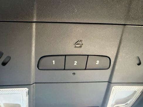 Used 2017 Cadillac XT5 FWD image 51