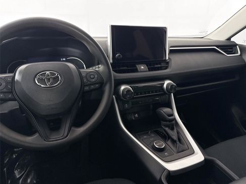 Certified 2024 Toyota RAV4 LE AWD/4WD image 28