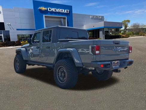 Used 2020 Jeep Gladiator Overland AWD/4WD image 25