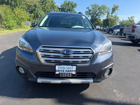Used 2017 Subaru Outback 2.5i Limited AWD/4WD image 2