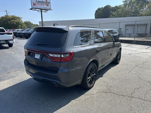 Used 2023 Dodge Durango GT image 9