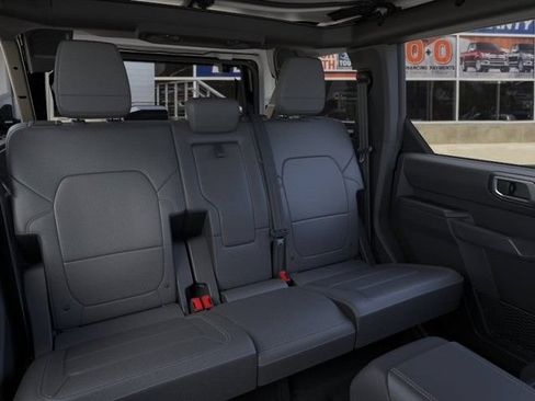 New 2026 Ford Bronco Outer Banks w/ Sasquatch Package AWD/4WD image 11