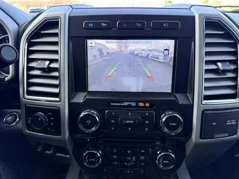 Used 2017 Ford F250 Lariat w/ Lariat Ultimate Package AWD/4WD image 37