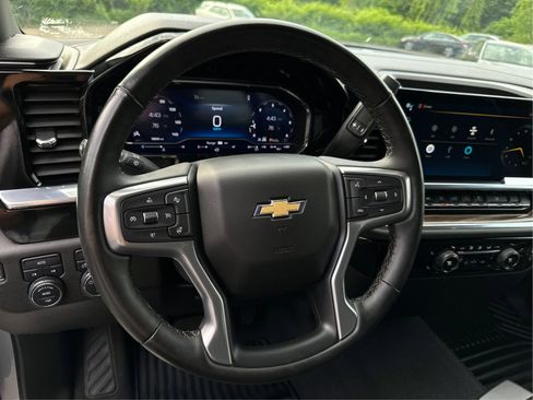 Certified 2024 Chevrolet Silverado 1500 LT AWD/4WD image 18