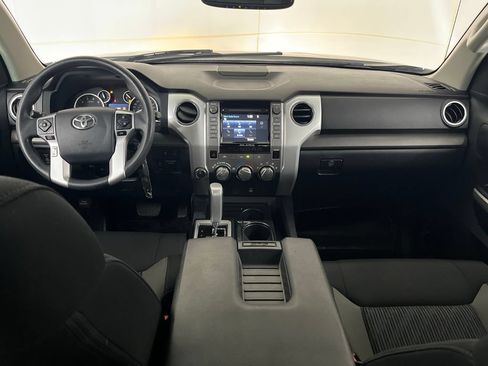 Used 2017 Toyota Tundra SR5 AWD/4WD image 30