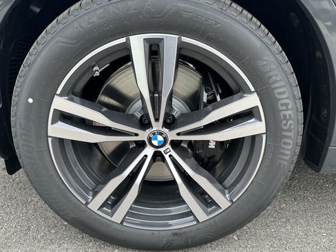 Used 2026 BMW X7 M60i AWD/4WD image 12