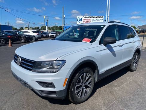 Used 2018 Volkswagen Tiguan SE AWD/4WD image 7