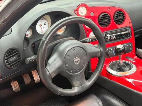 Used 2003 Dodge Viper SRT-10 RWD image 15