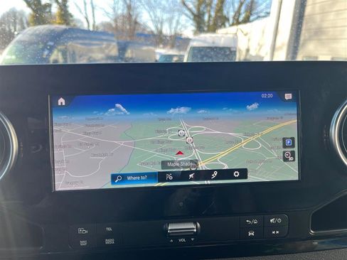 Used 2024 Mercedes-Benz Sprinter 2500 image 18