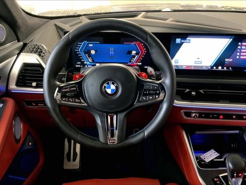 Used 2025 BMW XM image 5