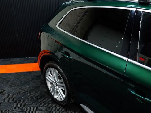 Used 2019 Audi Q5 Prestige w/ Prestige Package image 4