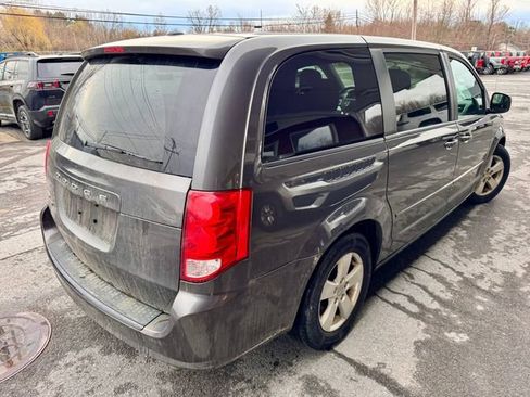 Used 2015 Dodge Grand Caravan SE w/ Quick Order Package 29E SE FWD image 5