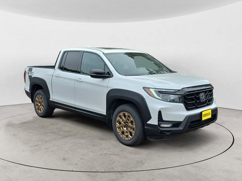 Certified 2021 Honda Ridgeline Black Edition image 7