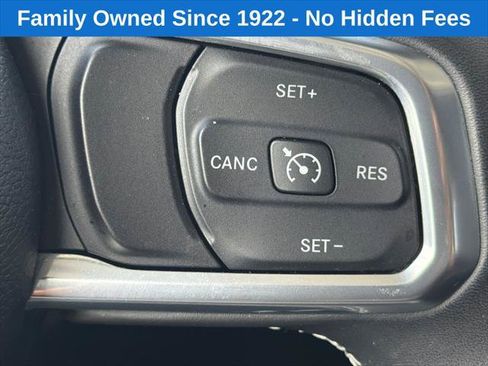 Certified 2022 Jeep Wrangler Unlimited Sahara w/ Safety Group AWD/4WD image 26